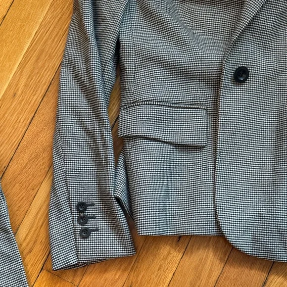 GUCCI Women’s Wool Blend Suit — Size 42